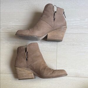 Eileen Fisher Tan Ankle Booties with Stacked Heel